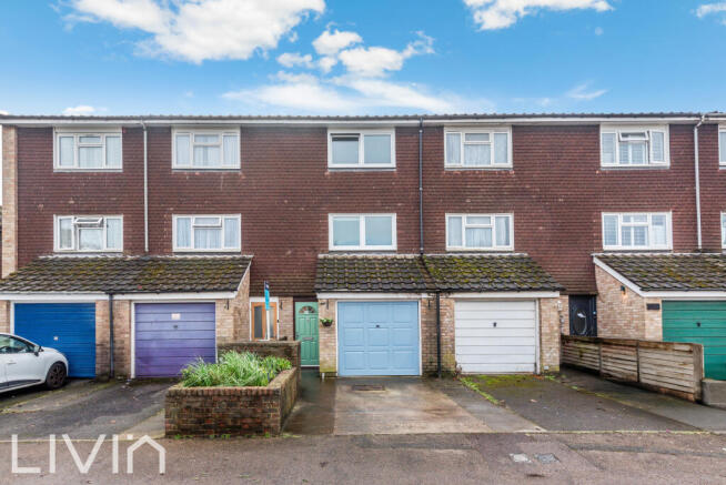 RUSTHALL CLOSE, 22-20