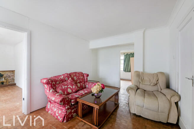 WOODCOTE PARK AVENUE,1A-15