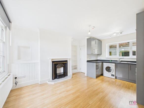 Kitchen/Lounge