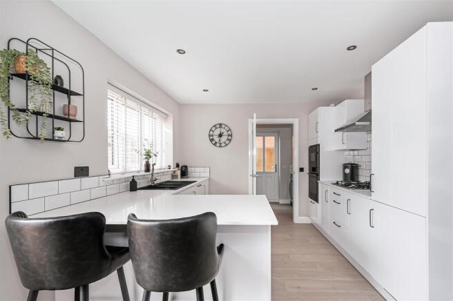16 Ella Drive10.jpg