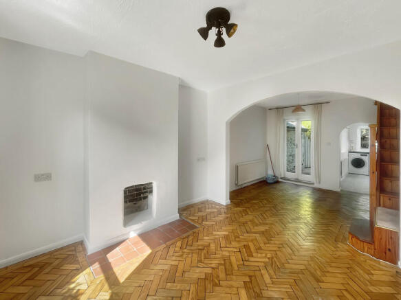 Living area (2)