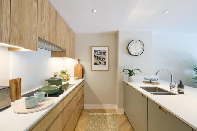 IMG-20250818-WA00...