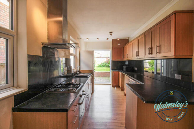 Kitchen breakfast room
