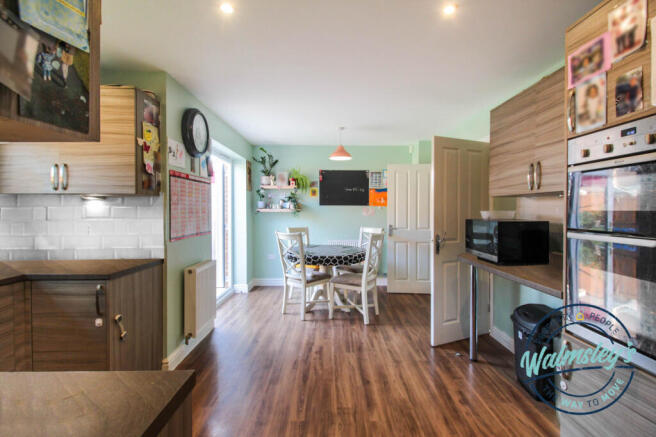 Kitchen dining room