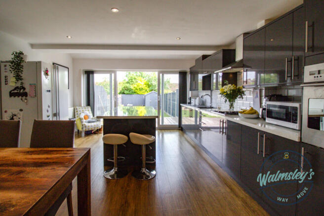 Dining & Family Room