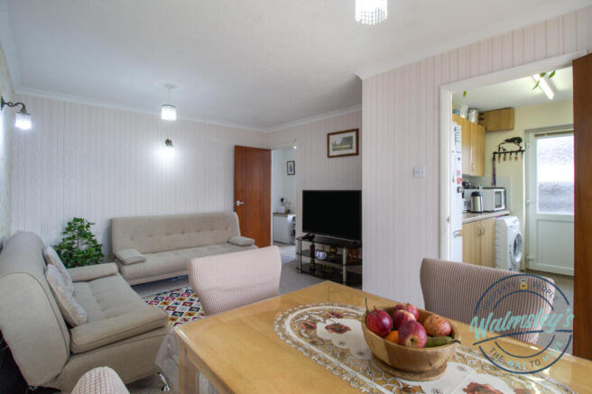 Sitting dining & kitchen