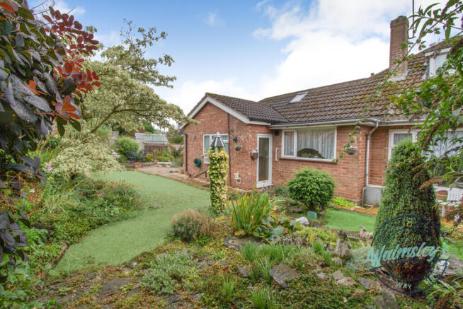 Rear gardens and elevation