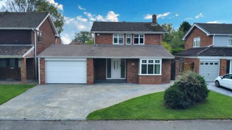 Ennerdale Crescent, Nuneaton, CV11