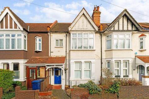 Cowper Road, Hanwell, W7