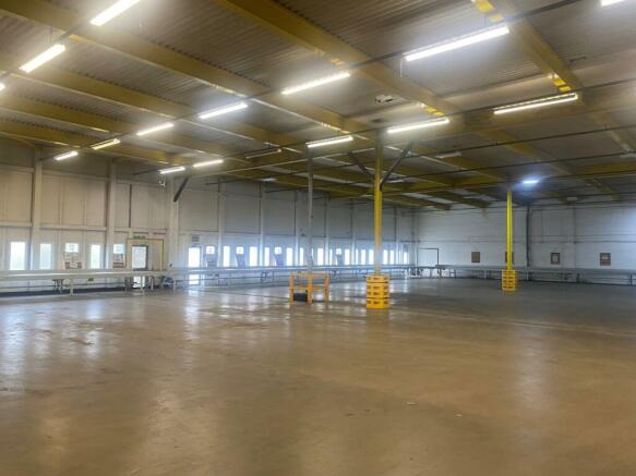 Internal Approx 20,000 sq ft