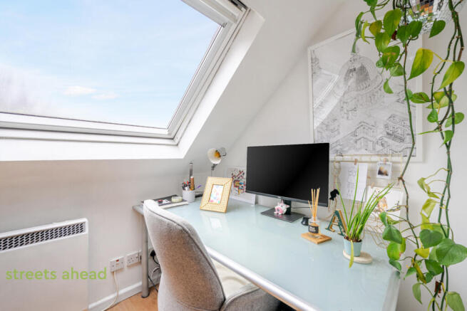 e86fce46-4de8-471...