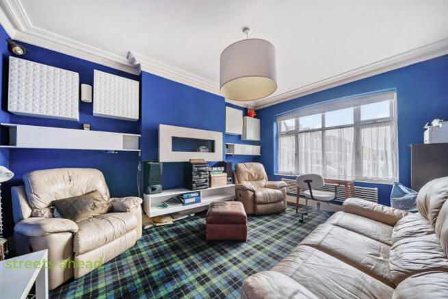 edca66e3-0b6c-41a...