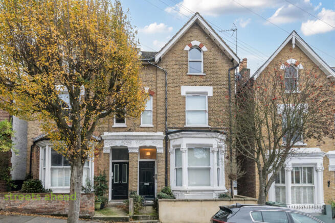 a7442070-6193-472...