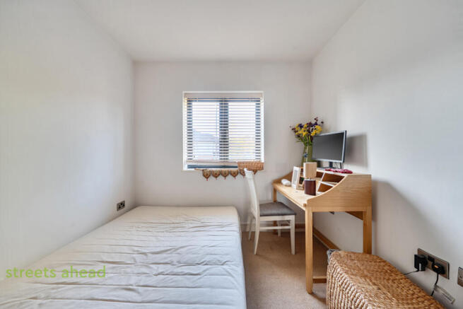 b172592d-6ac1-4dc...