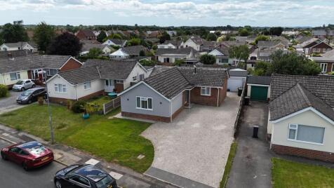 Brookside Road, WIMBORNE, BH21