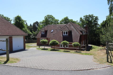West Chiltington - sought after lane