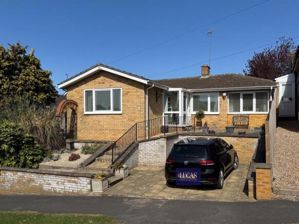 8 Welland Rd Kettering-16.jpg