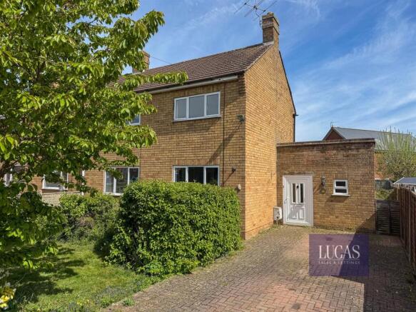 2 Elizabeth Rd Rothwell.jpg