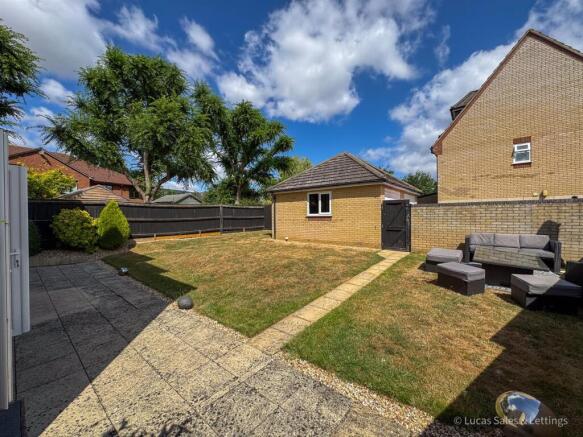 1 Caswell Close Kettering-34.jpg