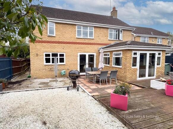 13 Settlers Fields Kettering-01.jpg