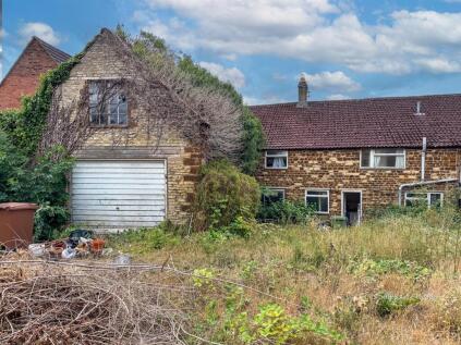 High Street, Finedon, Wellingborough