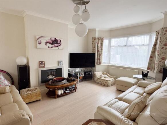 4 Greenfield Ave Kett-20.jpg