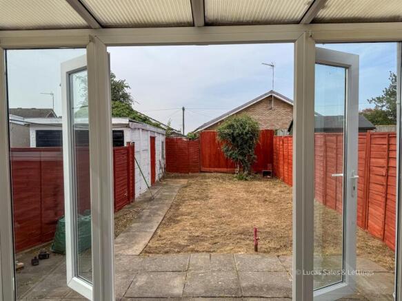 15 Isebrook Ct Burton Latimer-03.jpg