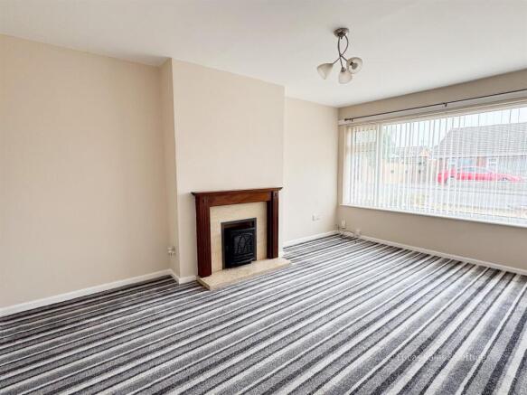 15 Isebrook Ct Burton Latimer-11.jpg