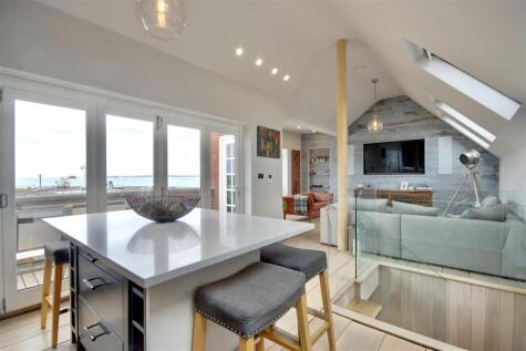 Grand Parade, Old Portsmouth