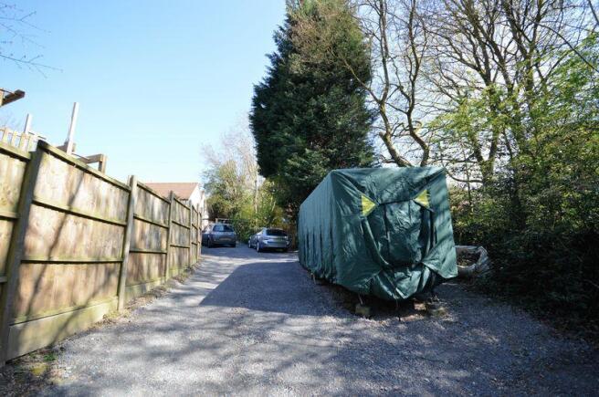 4 Bedroom Detached House For Sale In Bumble Bee Cottage