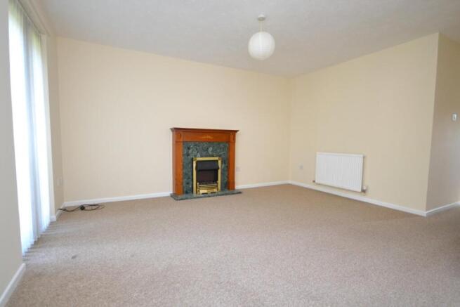 lounge .JPG