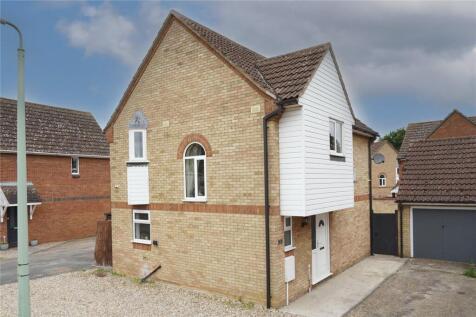 Kestrel Close, Beck Row, Bury St. Edmunds, Suffolk, IP28