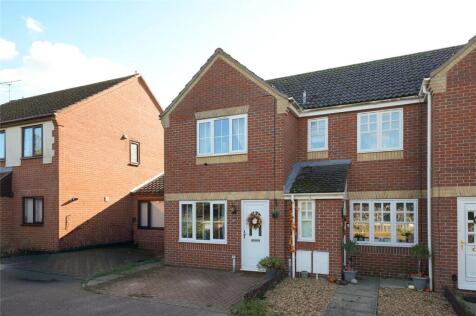 Macpherson Robertson Way, Mildenhall, Bury St. Edmunds, Suffolk, IP28