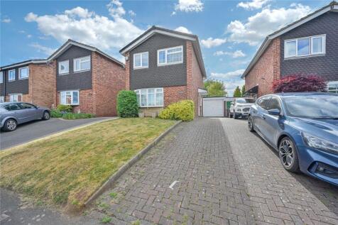 Penkvale Road, Moss Pit, Stafford, Staffordshire, ST17