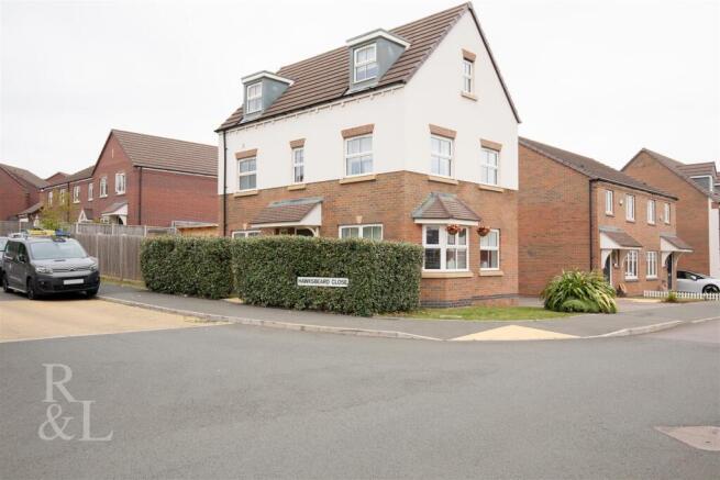 1, Hawksbeard Close  (4).jpg