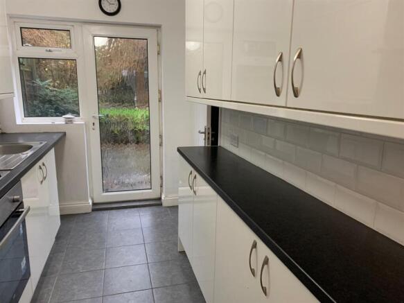 35 Dryden Road Kitchen 2.jpg