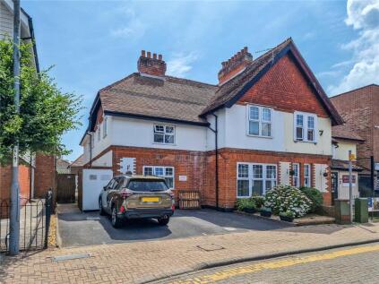 Lymington Road, Highcliffe, Christchurch, BH23
