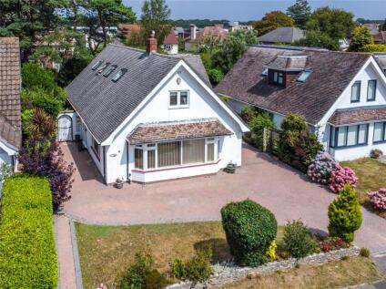 Waterford Gardens, Highcliffe, Christchurch, Dorset, BH23