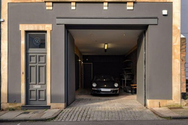 Garage