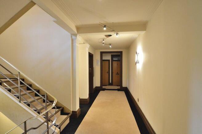 FIRST FLOOR LANDING