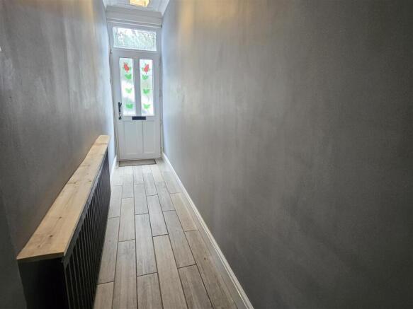 ENTRANCE & HALLWAY