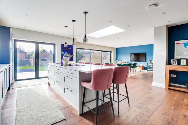 Kitchen/dining