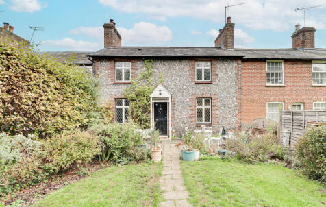 Bradden Cottages, Bradden Lane, Gaddesden Row, HP2