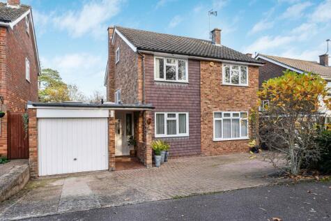 Lynsey Close, Redbourn, AL3