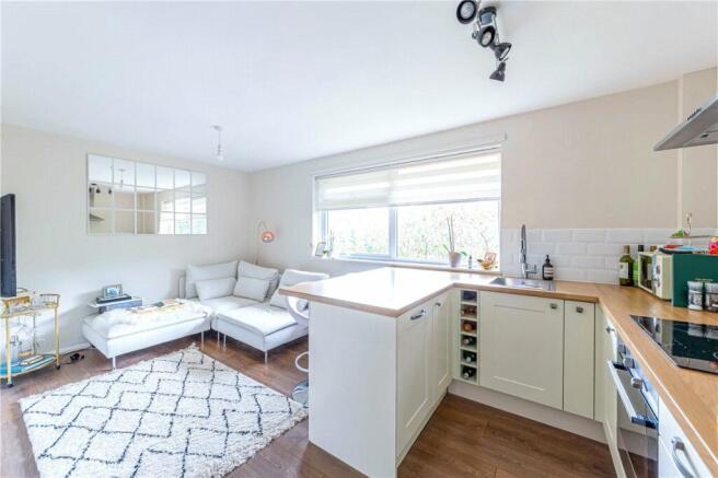 Lounge/Kitchen