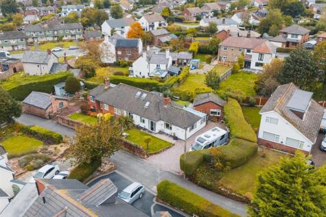 Victoria Road, Little Neston, NESTON