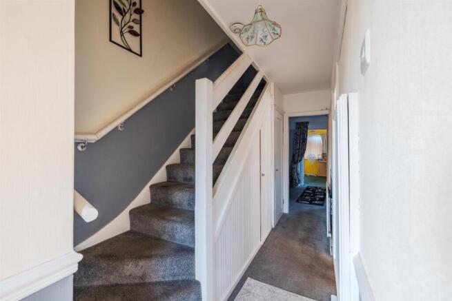 17 Shakespeare Rd-21.jpg