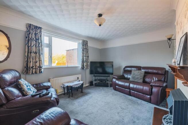 17 Shakespeare Rd-9.jpg