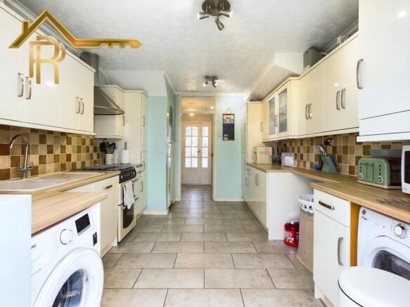 CAM03016G0-PR0021-STILL004