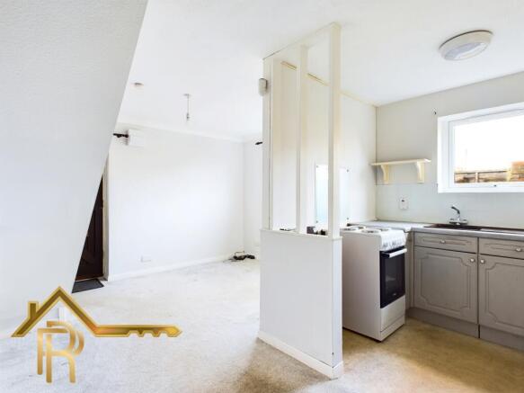 CAM03016G0-PR0028-STILL002